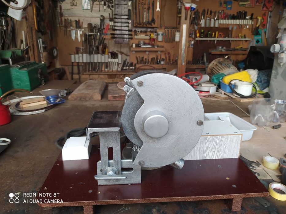 Тачилний станок сотилади