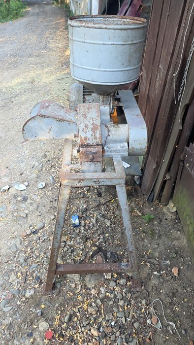 Фуржомелка за фураж