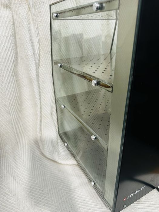 Vitrina cu aer cald