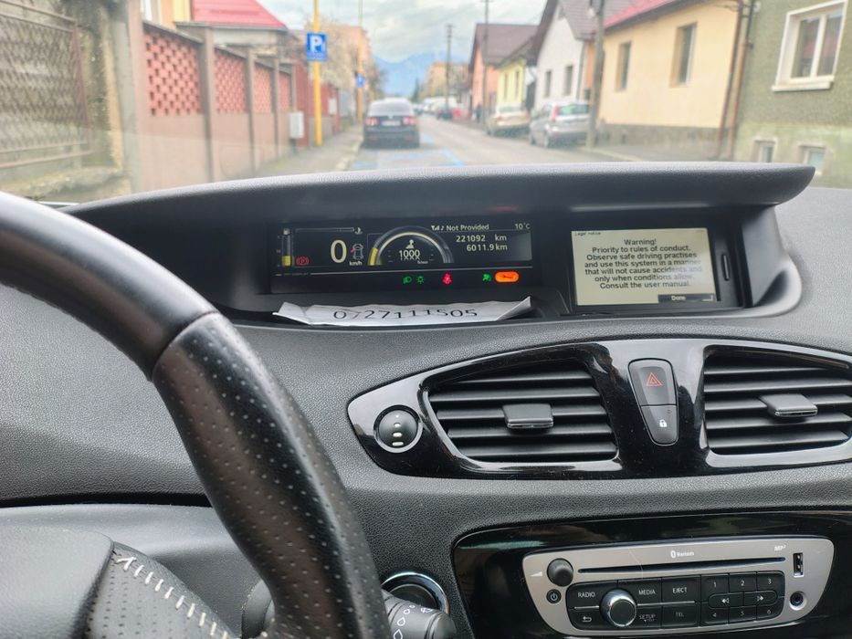 Renault Scenic avariat