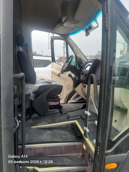 Asiastar 20 microavtobus