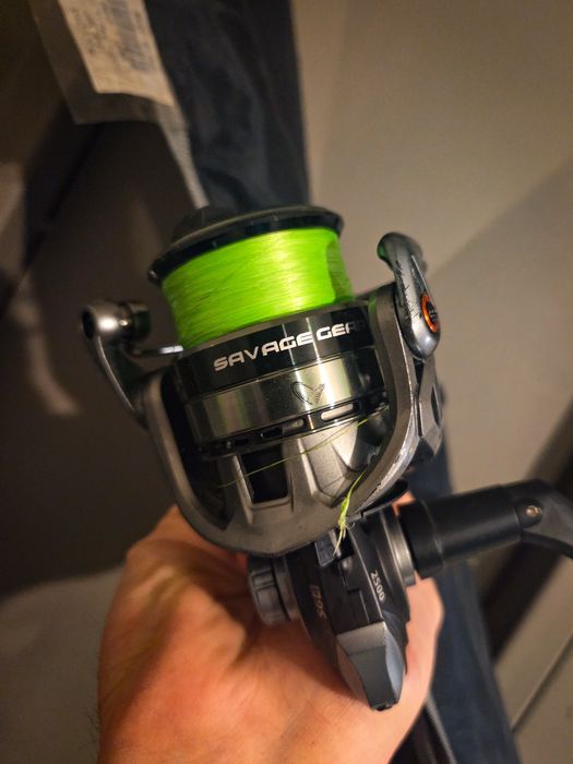 Спининг въдица Savage Gear SG2 221 см и макара Savage Gear SG4 2500 FD