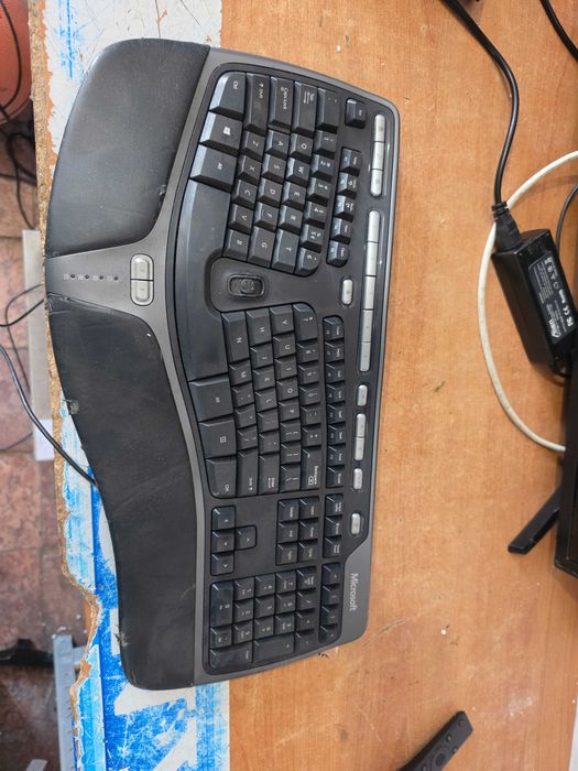 Tastatura Microsoft Natural Ergo 4000, 1 0  USB, Negru