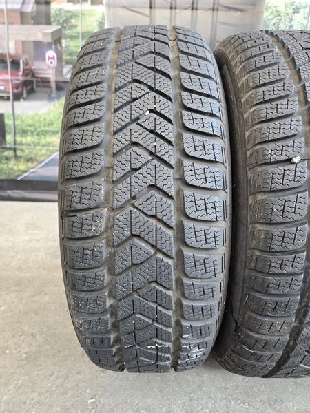 215/55/18 PIRELLI 4бр