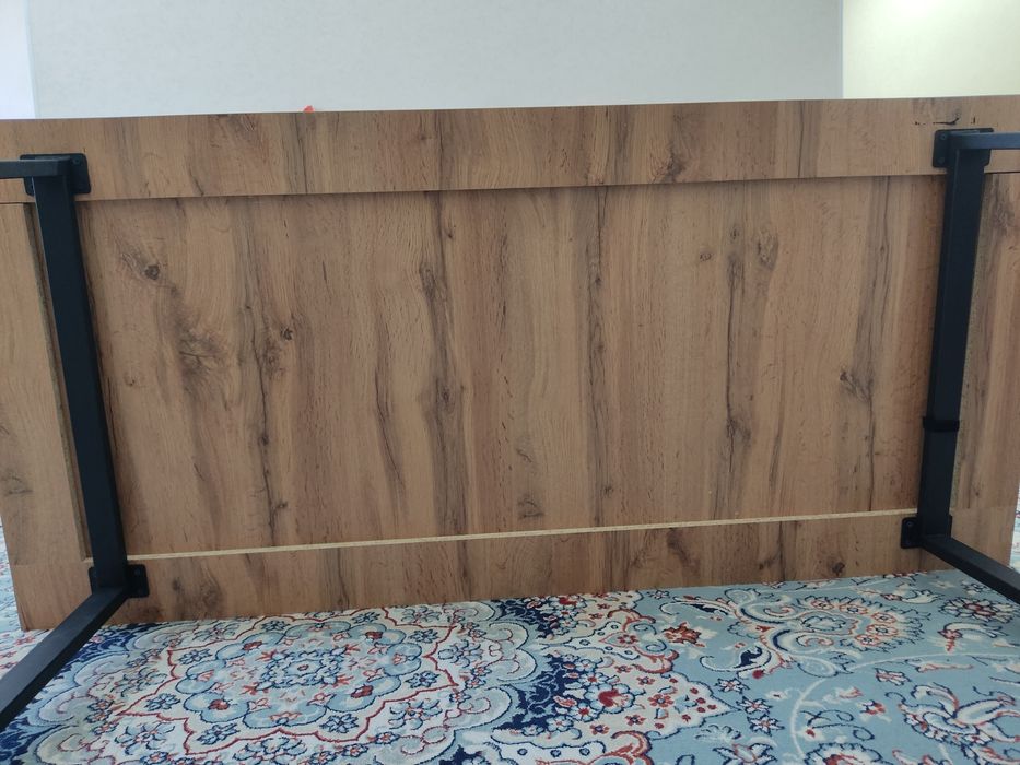 Продам стол в стиле Лофт