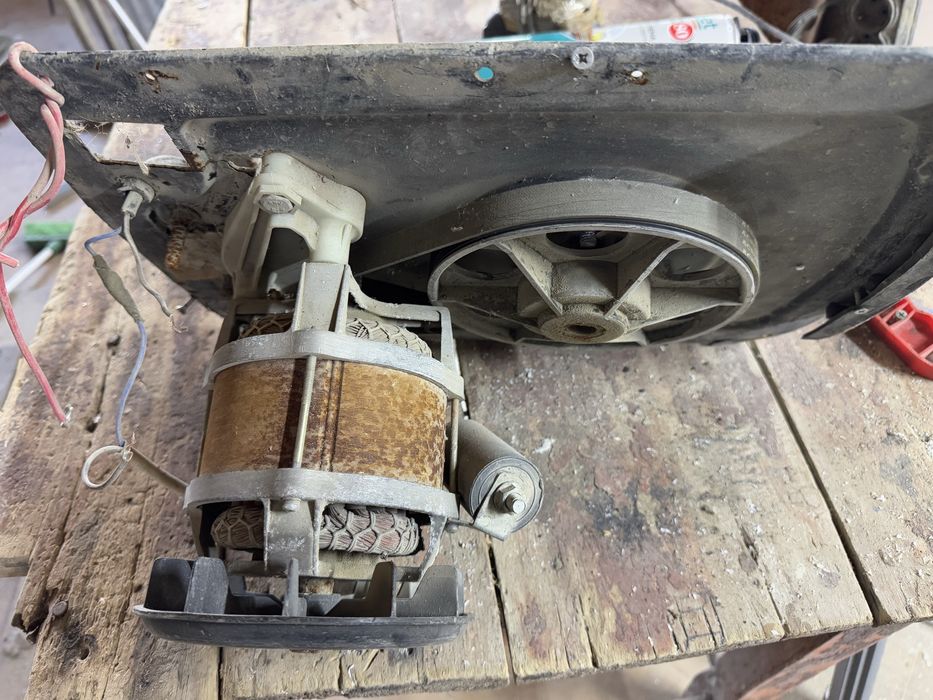 Прдам маторчик на бетономешалку