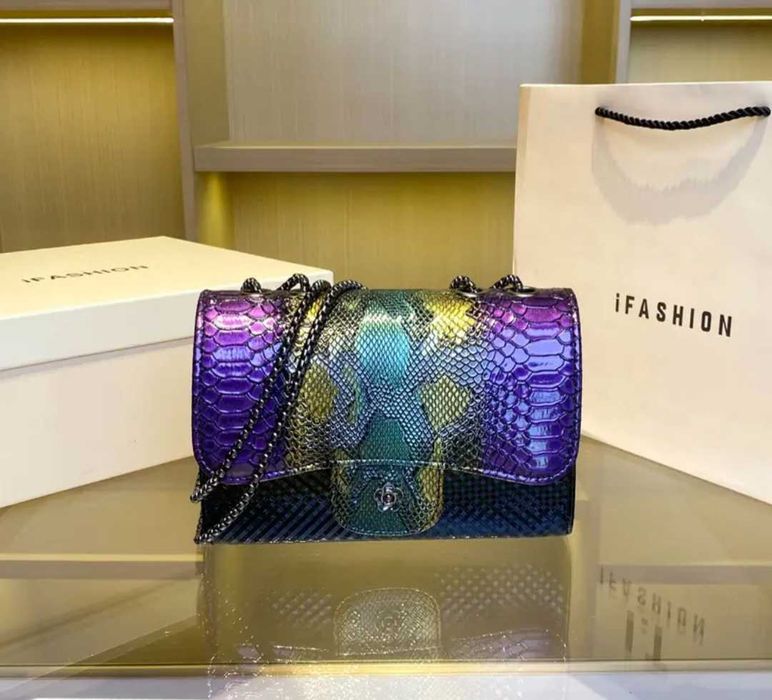 Дамска чанта, змийски принт, трицветна