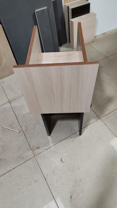 Стульчики новые комплект