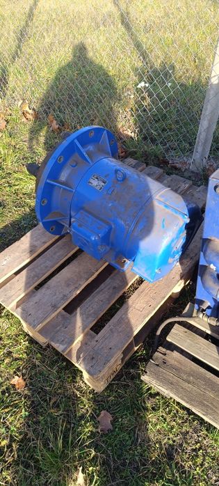 Vând motor trifazic 30 kw