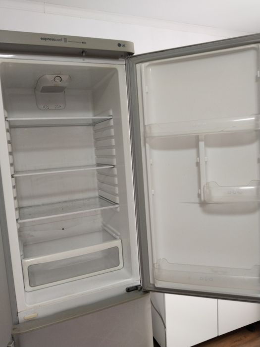 Продам холодильник б/у