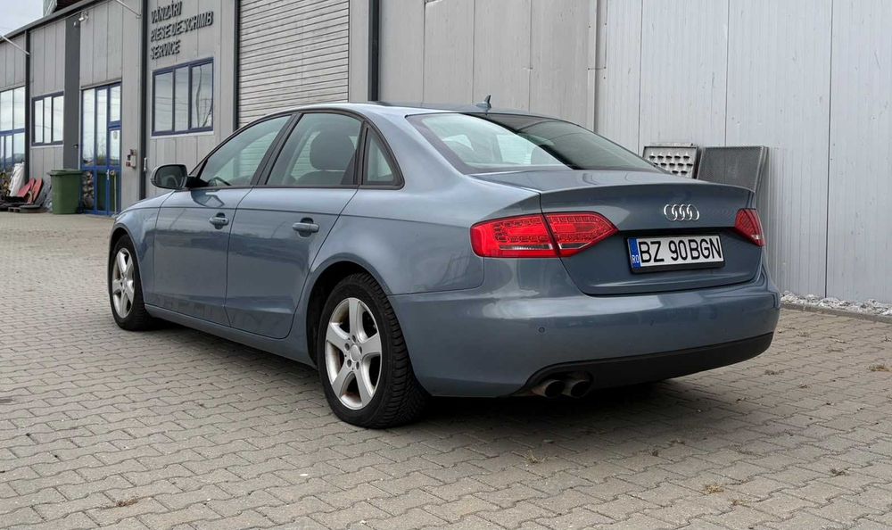 AUDI A4 2010 — imagine 3