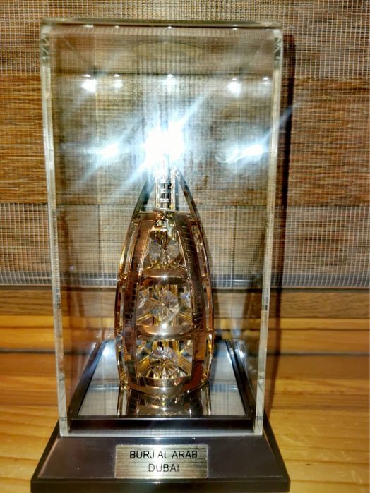 Макет Бурж ал Араб 24 карата златно покритие от Crystal Temptation