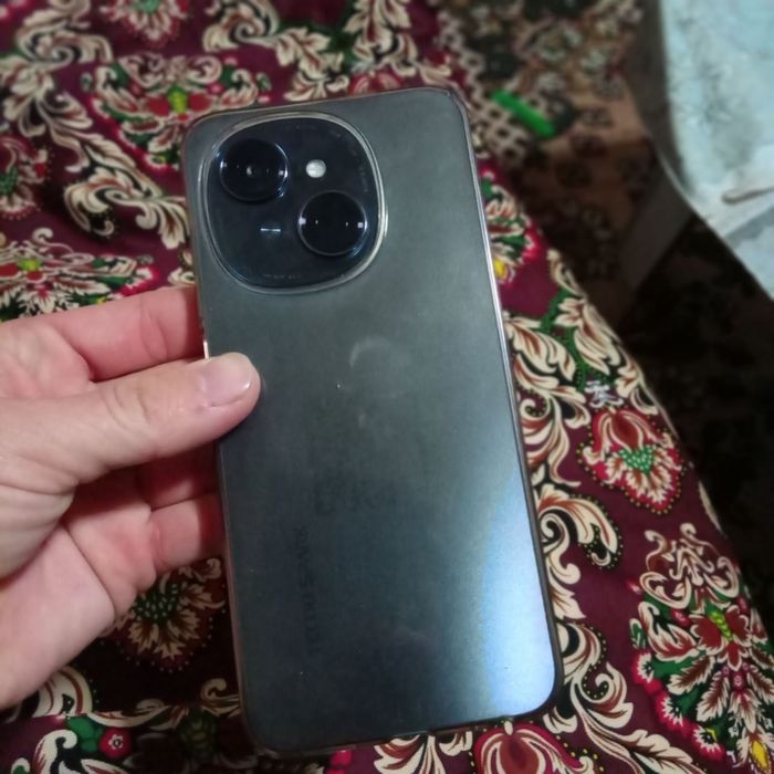 TECNO SPARK Go 1  xolati yangi