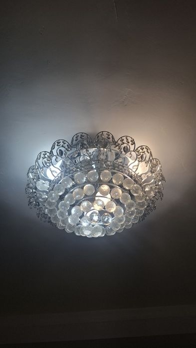 Люстралар сатылады