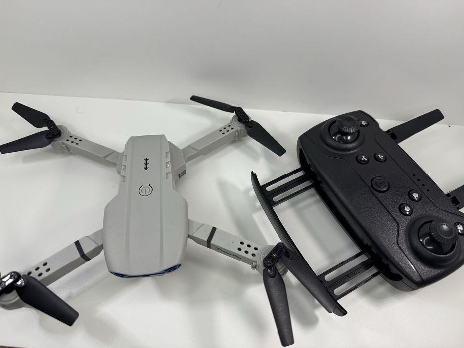 Drona cu camera noua asemanatoare Dji Mini si drona copii