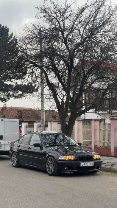 vând BMW E46 320d