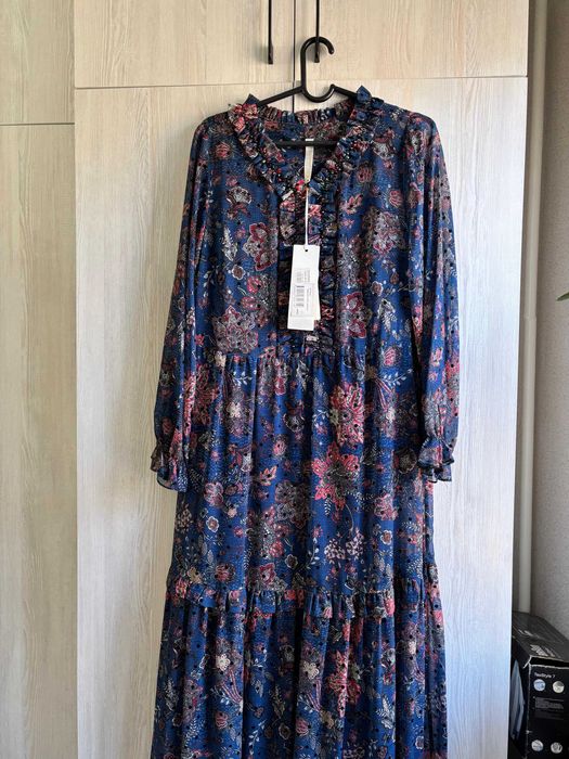 Продается женский плащ