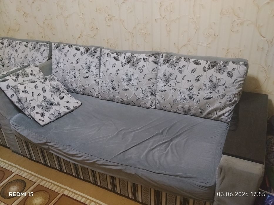 Диван продам в отличном состоянии