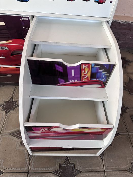 Продам детскую мебель