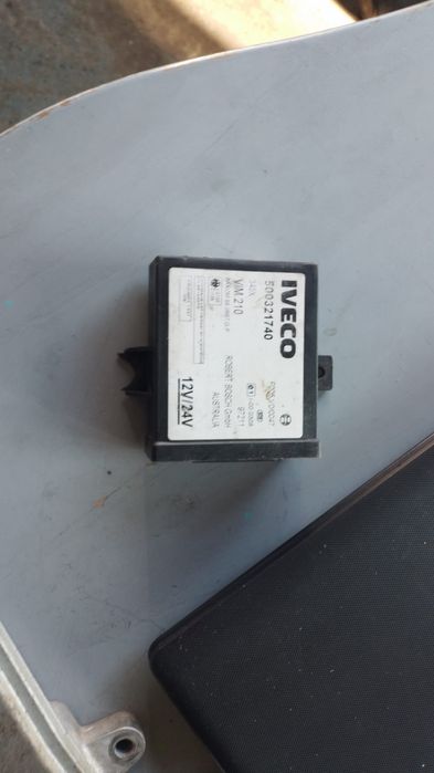 De vânzare, calculator