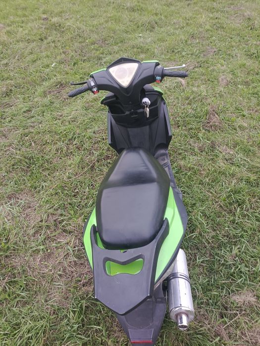 Продам скутер Racer Flame