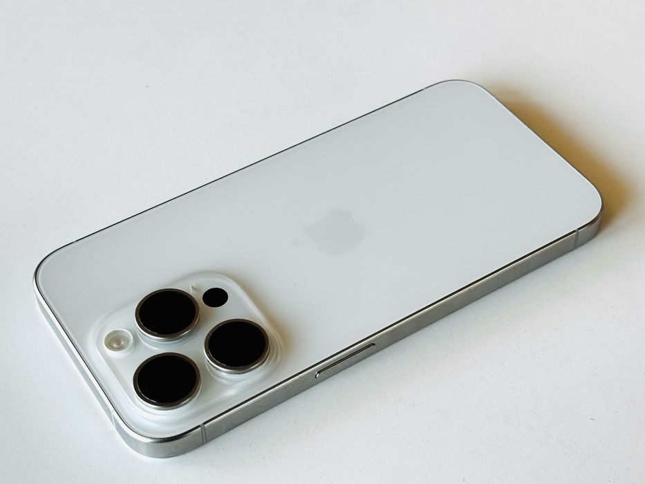 Iphone 15 Pro 128GB White 98% Батерия! Гаранция 6 месеца