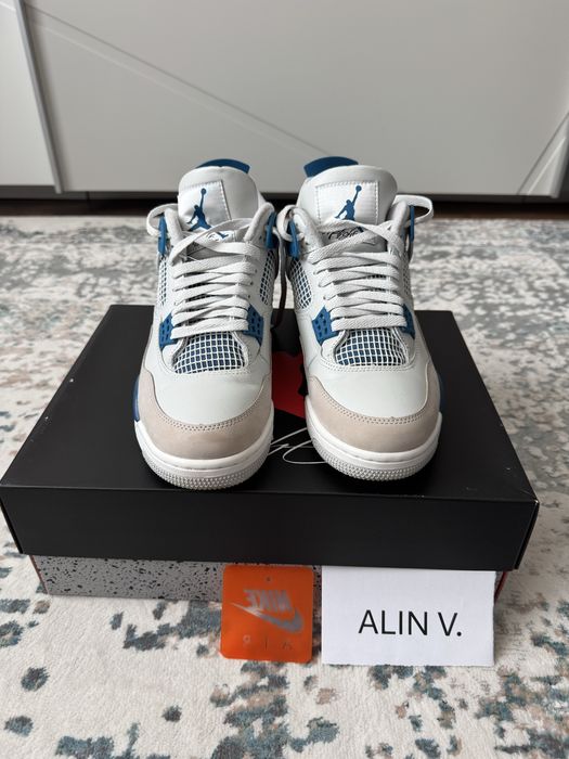 Air Jordan 4 OG Military Blue 43