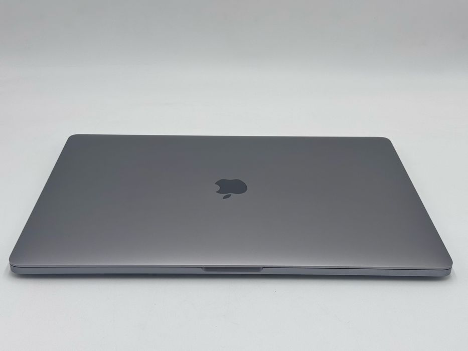 MacBook Pro 16 (2019) — i7 512GB