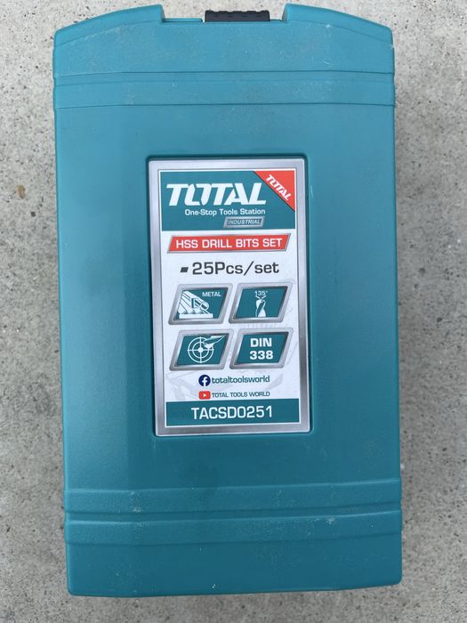 Set burghie metal Total , 25 buc