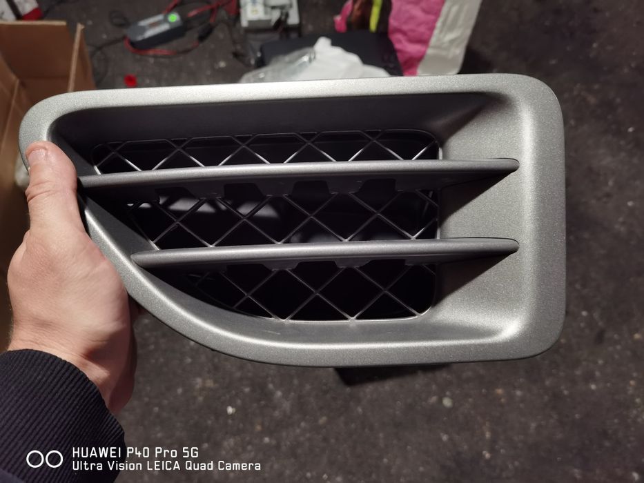 Grile Range Rover Sport ca noi 2005 - 2013