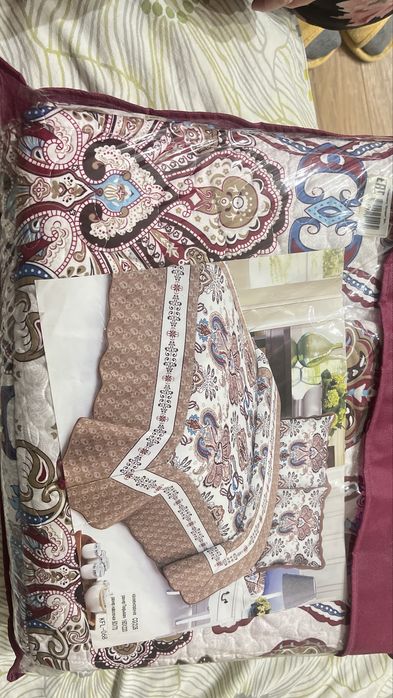 Одеяло 2 спальное с наволочками