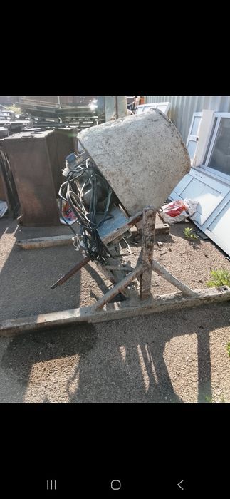 Продам бетонамешалку