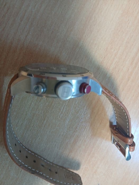 Vând ceas bărbătesc Tomy Hilfiger