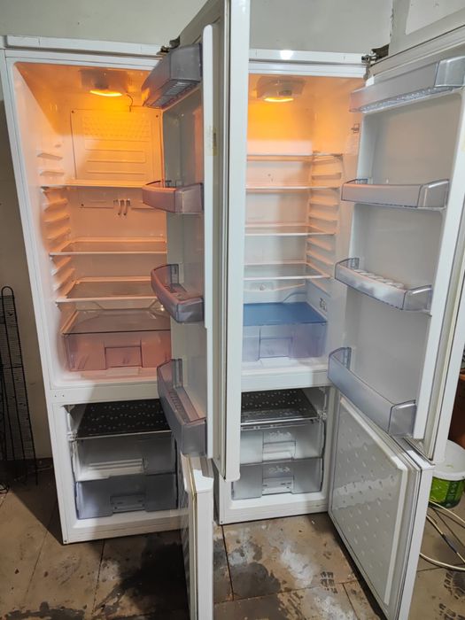 Холодильник рабочий