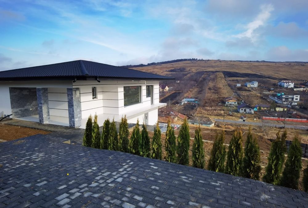 Casa si gradina terasata Rediu 265000 €