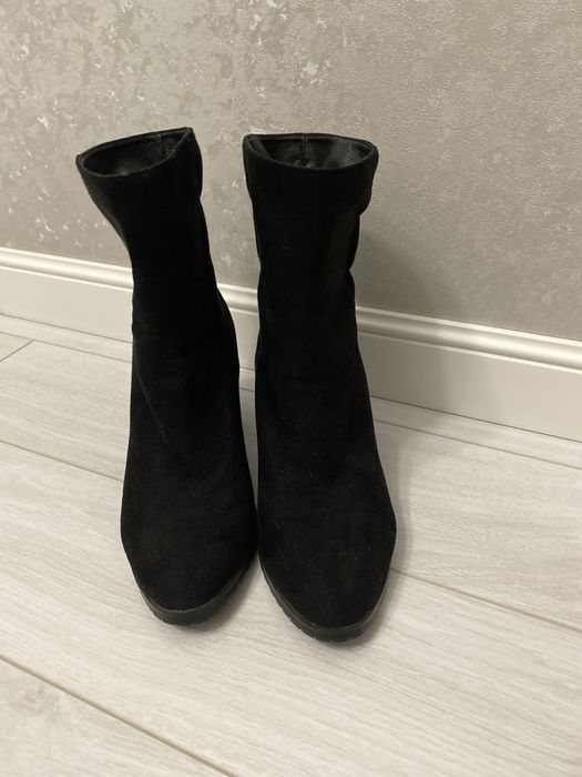 Продам сапоги весна