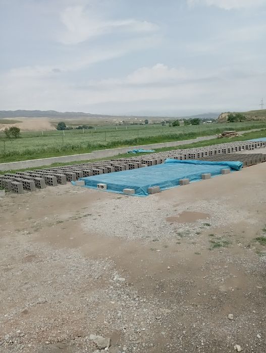 Blok ğisht sotiladi