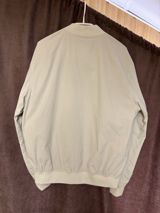 Бежово яке ветровка размер М