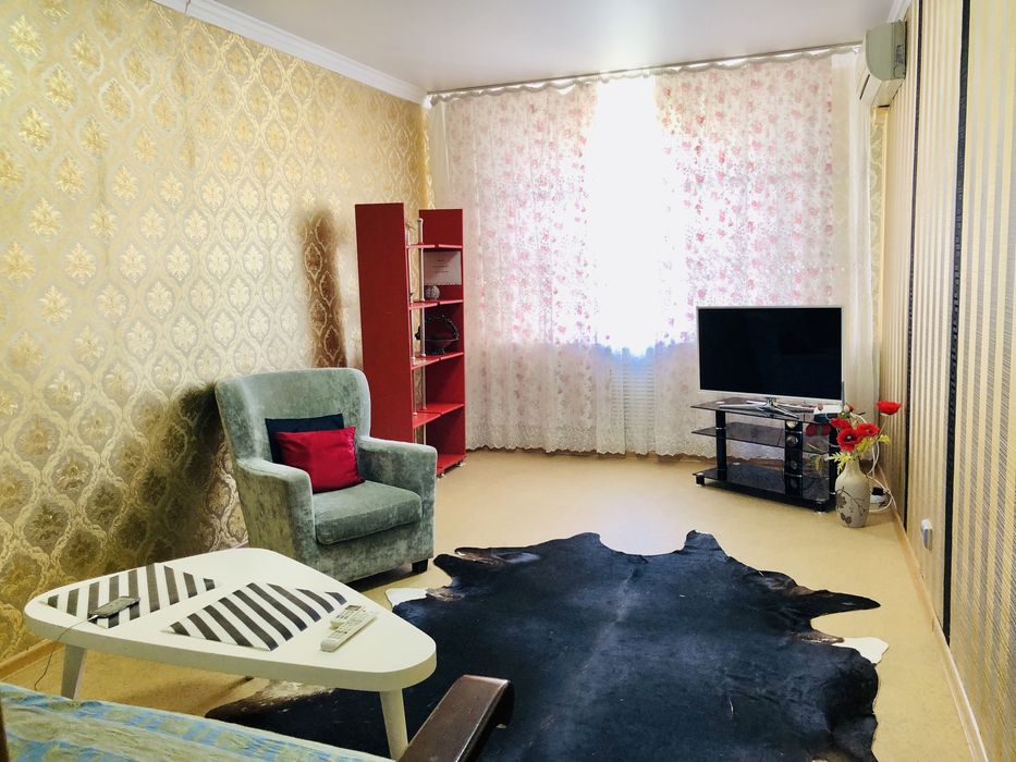 Сдам 2-х кв посуточно 14-19