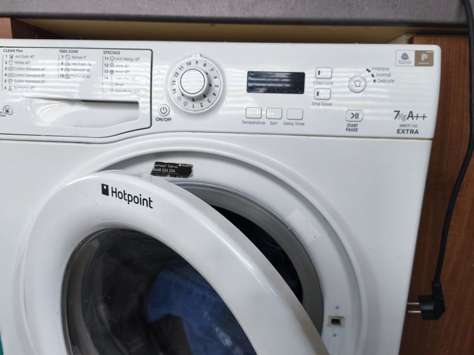Пералня  Hotpoint WMXTF742 Extra