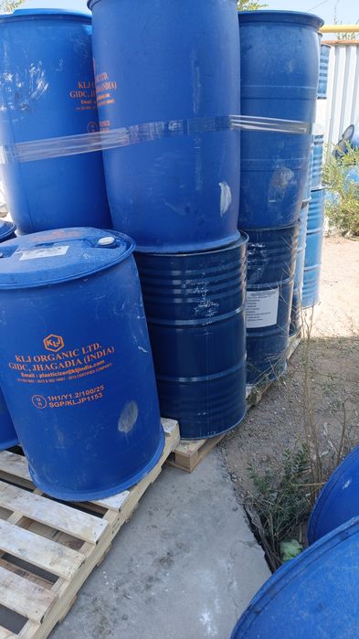 Бочки ёмкости канистры под воду