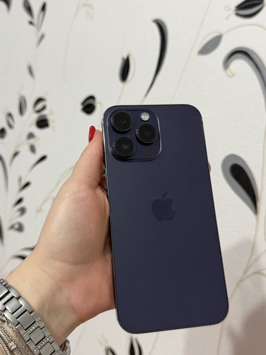 Vând iphone 14 pro max