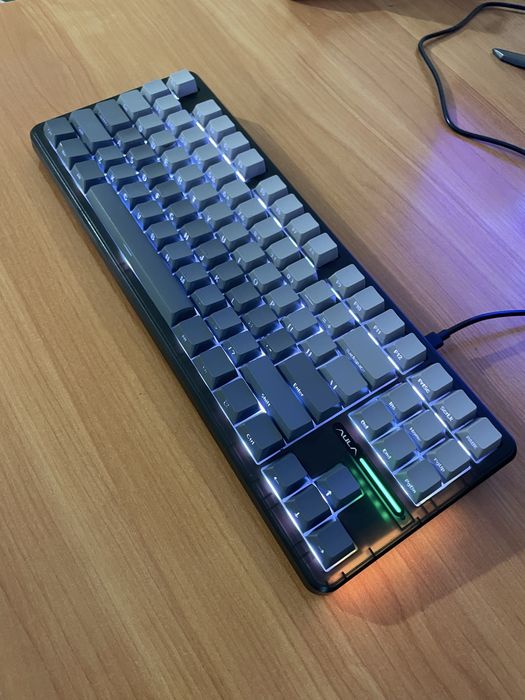 Продам Aula F87 pro