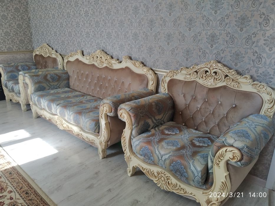 Продам диван 2+1+1