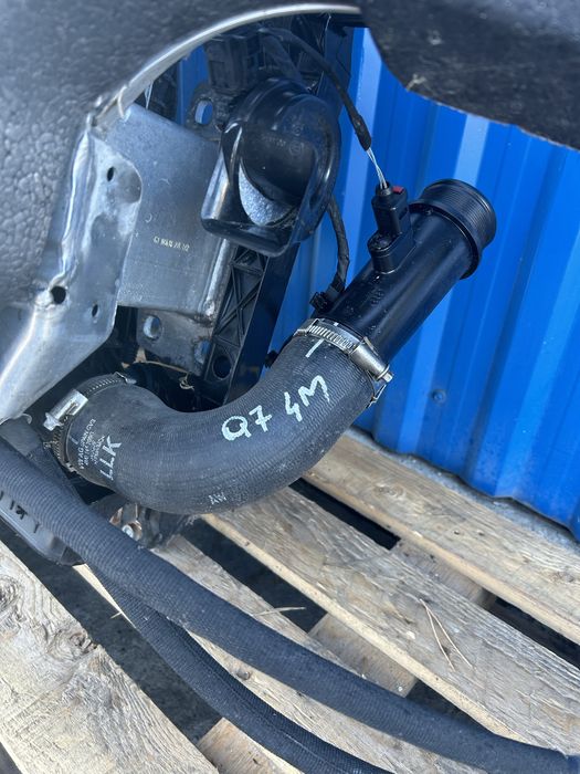 Furtun stânga intercooler Audi Q7 4M 3.0 Tdi CRT