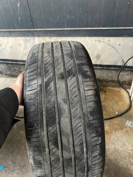 215/55/17 balon sotoladi