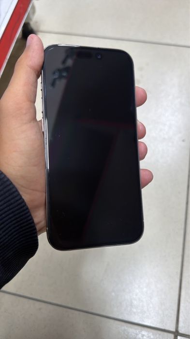 Продаю iPhone 15 pro