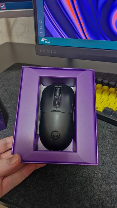 Lorgar MSA10W - безжична мишка