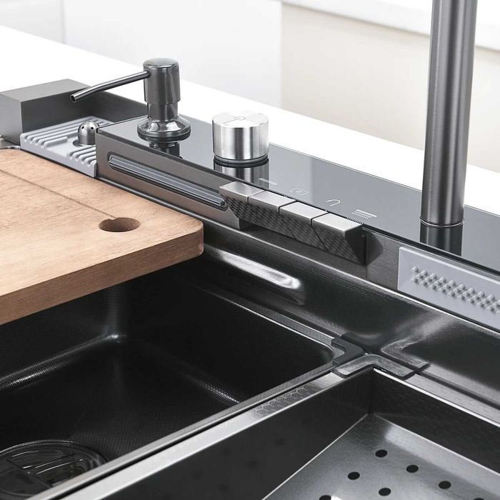 Мултифункционална кухненска мивка с двоен водопад и отделение за чинии