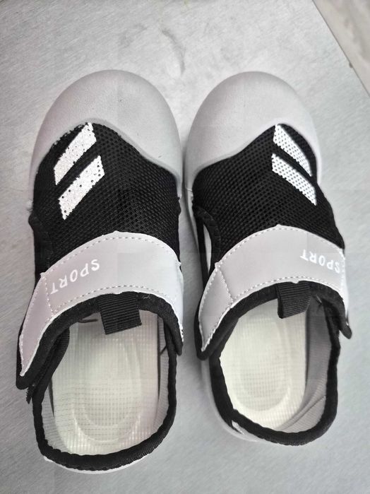 Детски сандали за момче